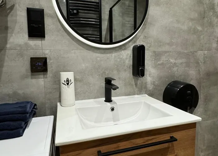 Boston Parking On Street Apartment *